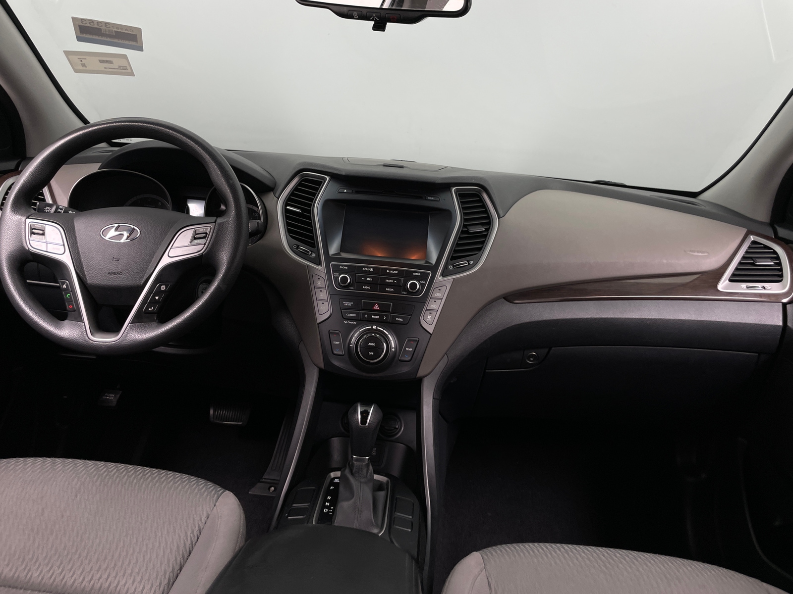 Thumbnail: 2017 Hyundai Santa Fe - 3