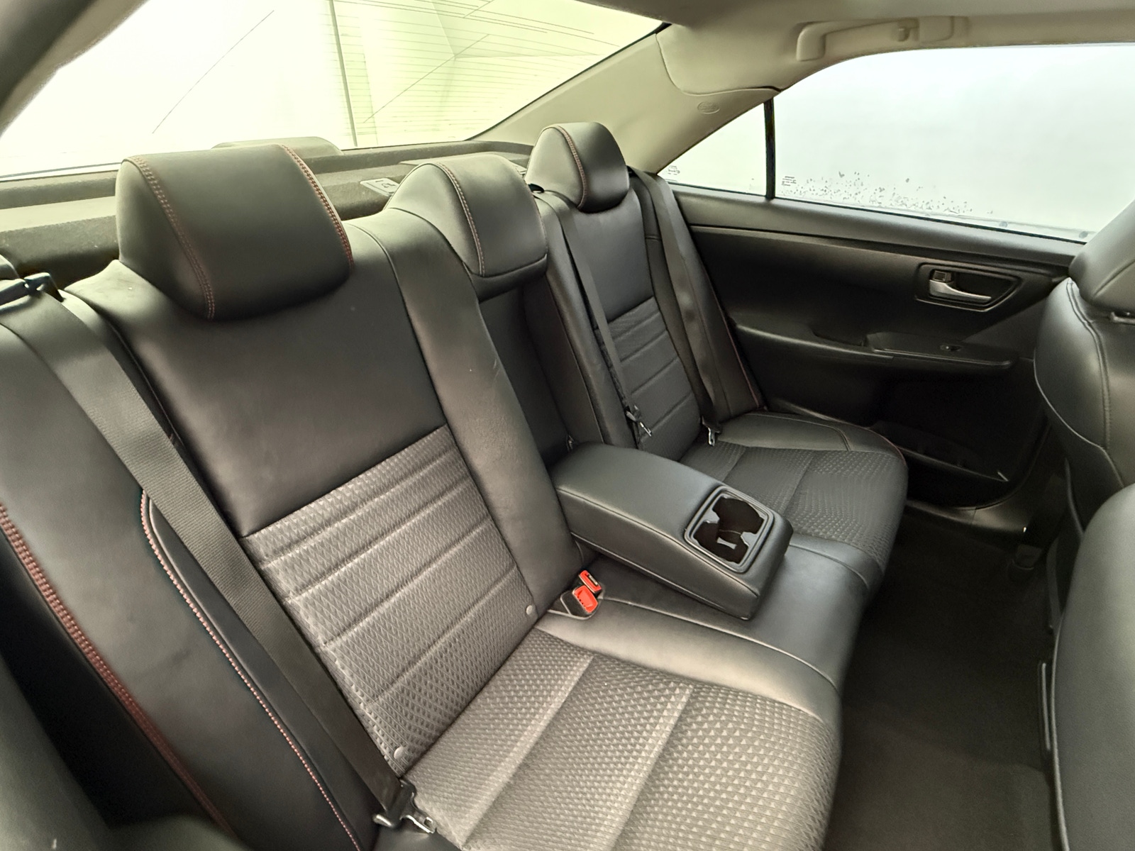 Thumbnail: 2015 Toyota Camry - 6