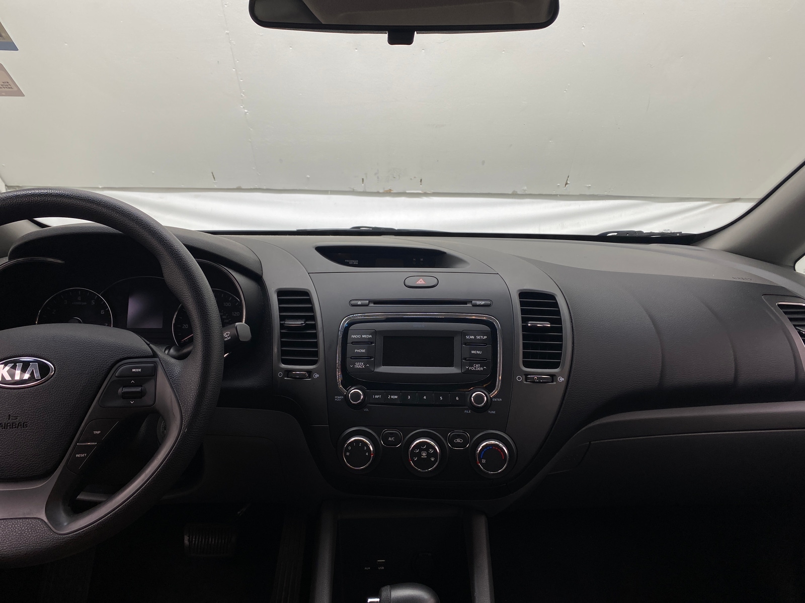 Thumbnail: 2017 Kia Forte - 3