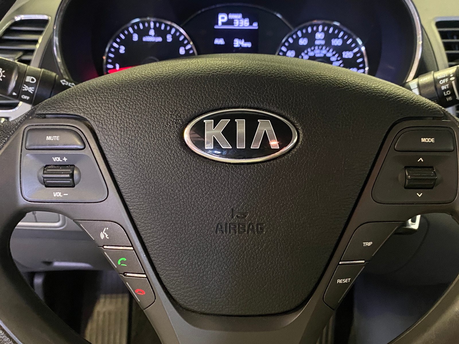 Thumbnail: 2017 Kia Forte - 5