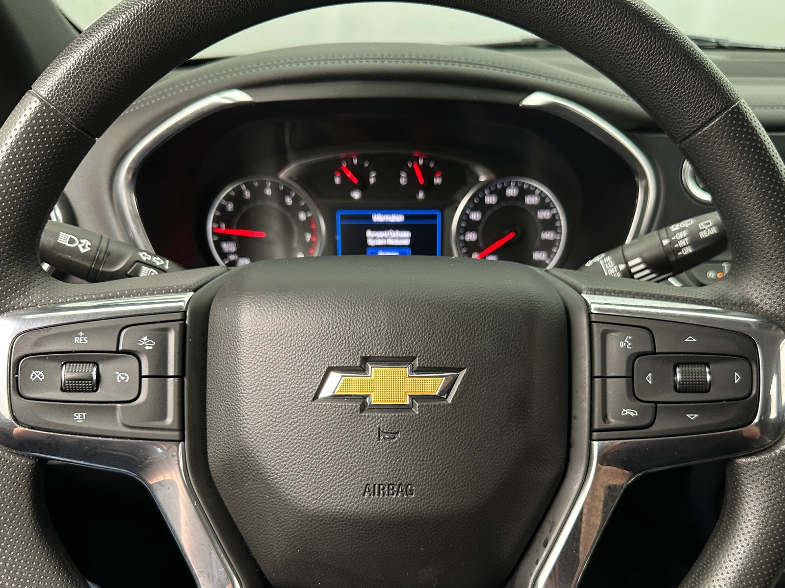 Thumbnail: 2022 Chevrolet Blazer - 5