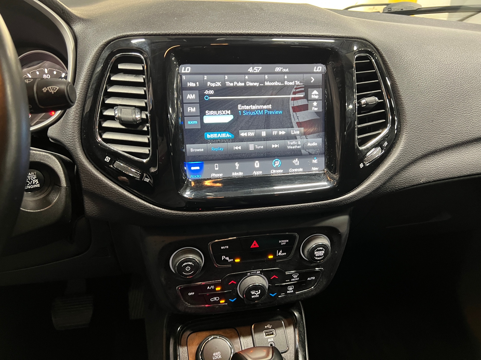 Thumbnail: 2018 Jeep Compass - 3