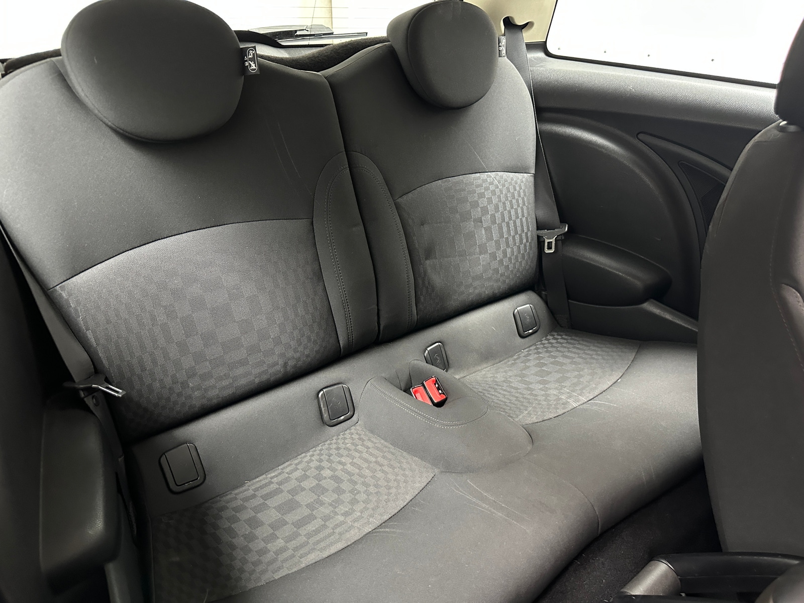Thumbnail: 2012 MINI Cooper Hardtop - 5