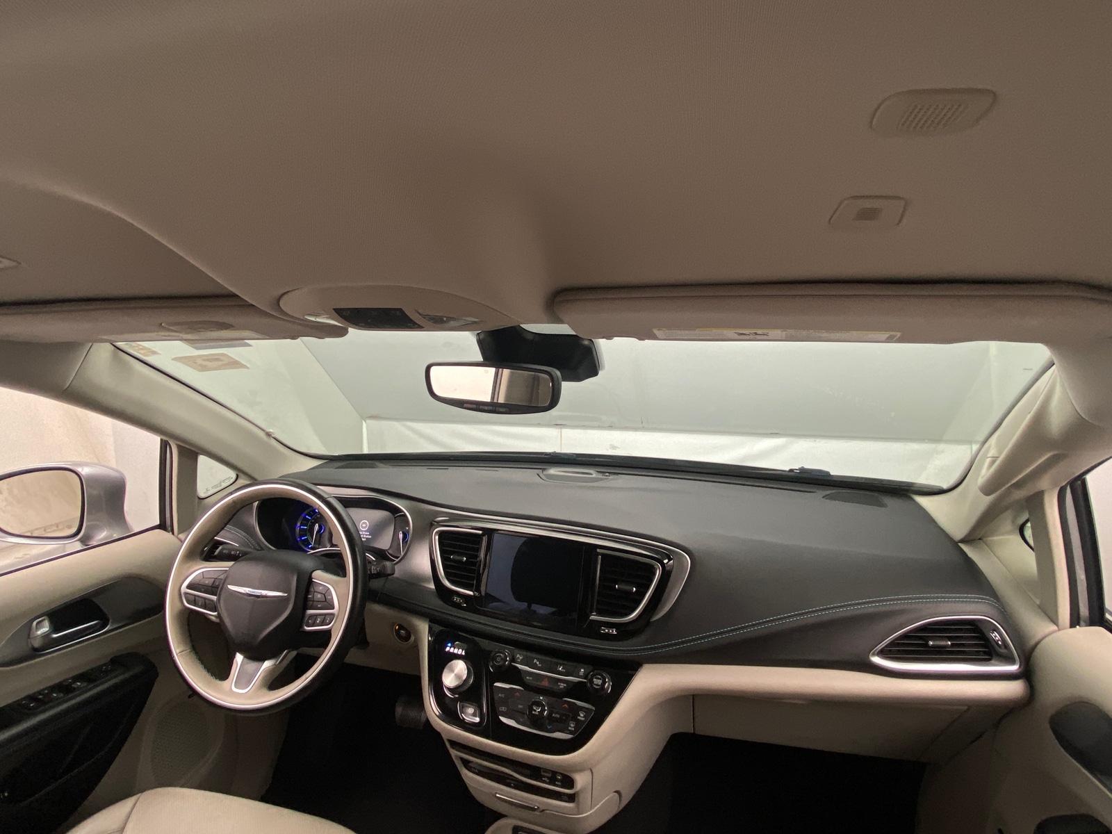 Thumbnail: 2018 Chrysler Pacifica - 2