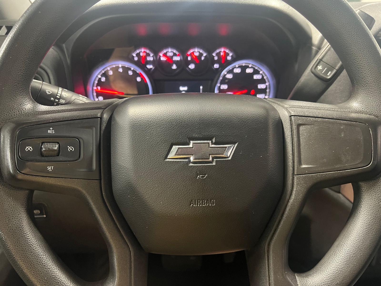 Thumbnail: 2019 Chevrolet Silverado 1500 - 5