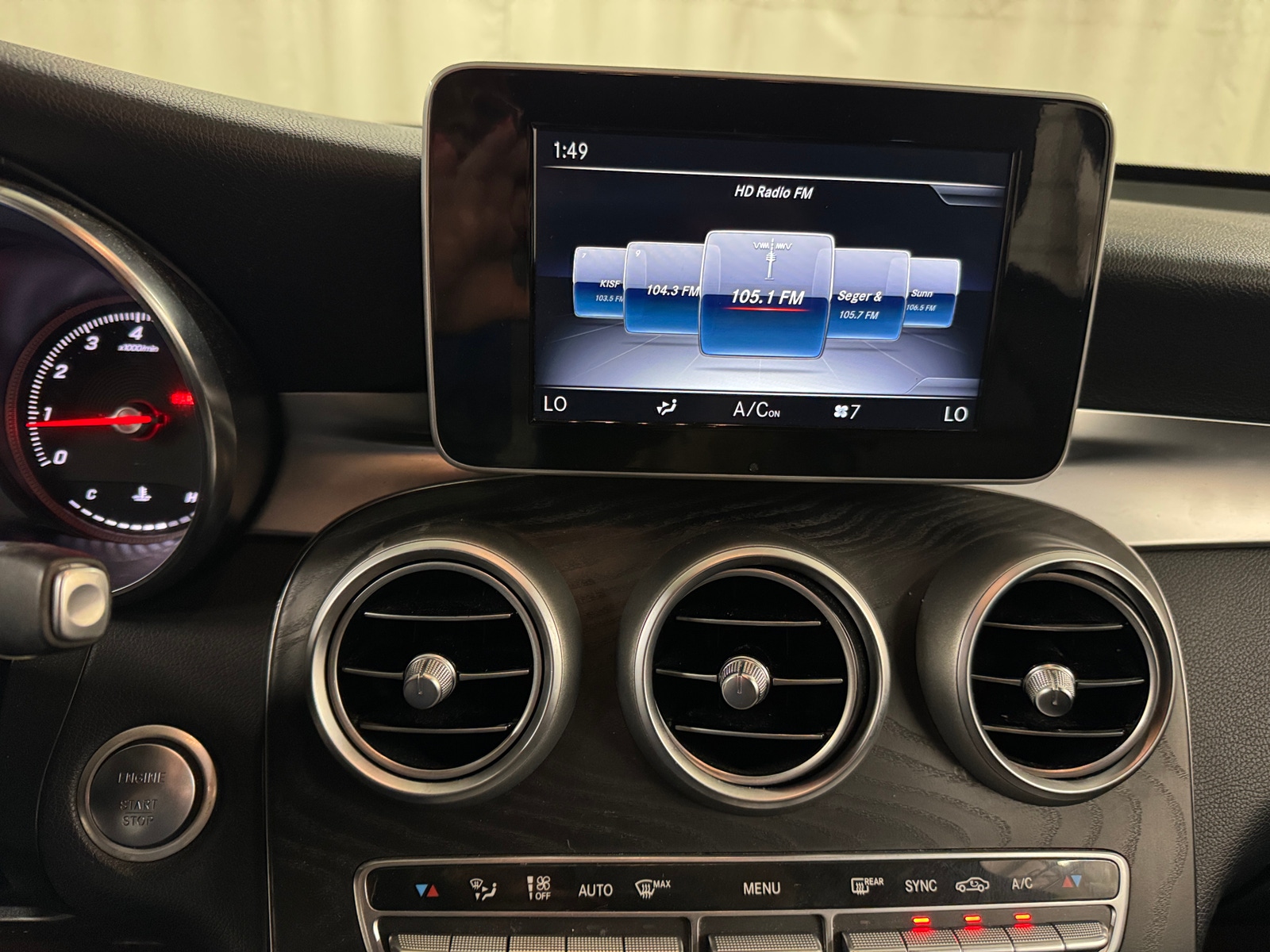Thumbnail: 2018 Mercedes-Benz GLC - 3