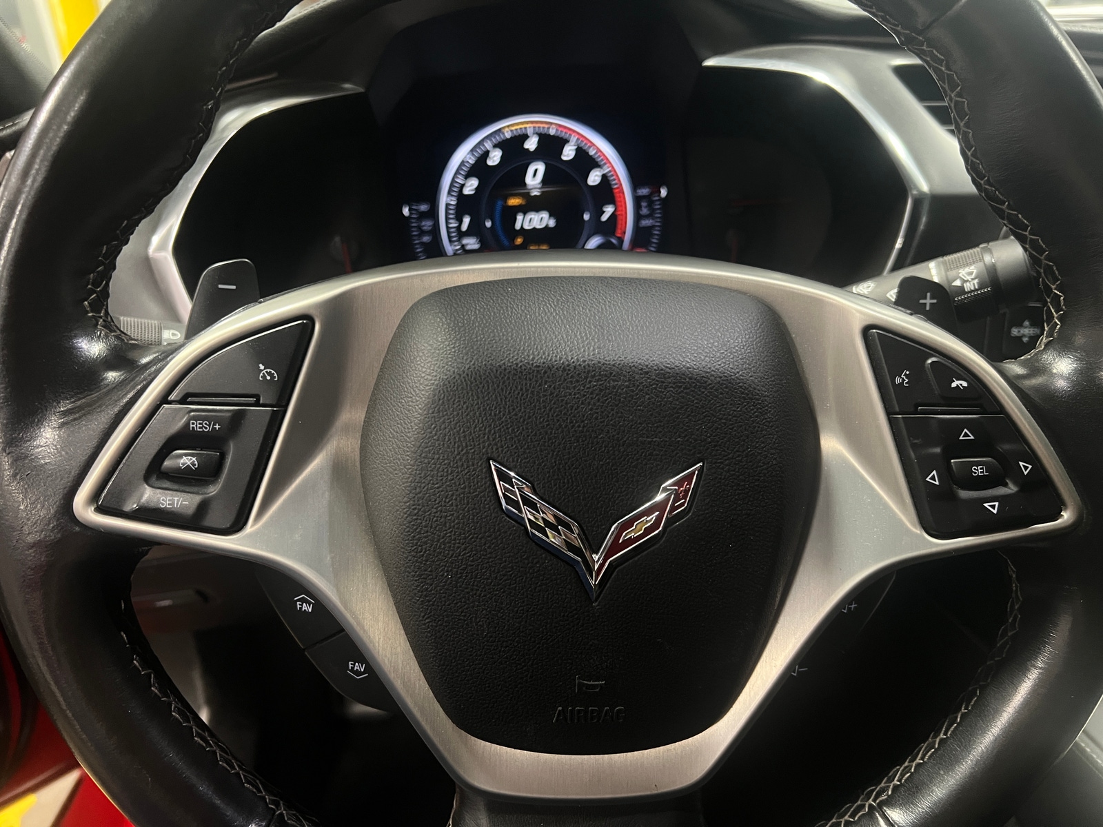 Thumbnail: 2014 Chevrolet Corvette - 3