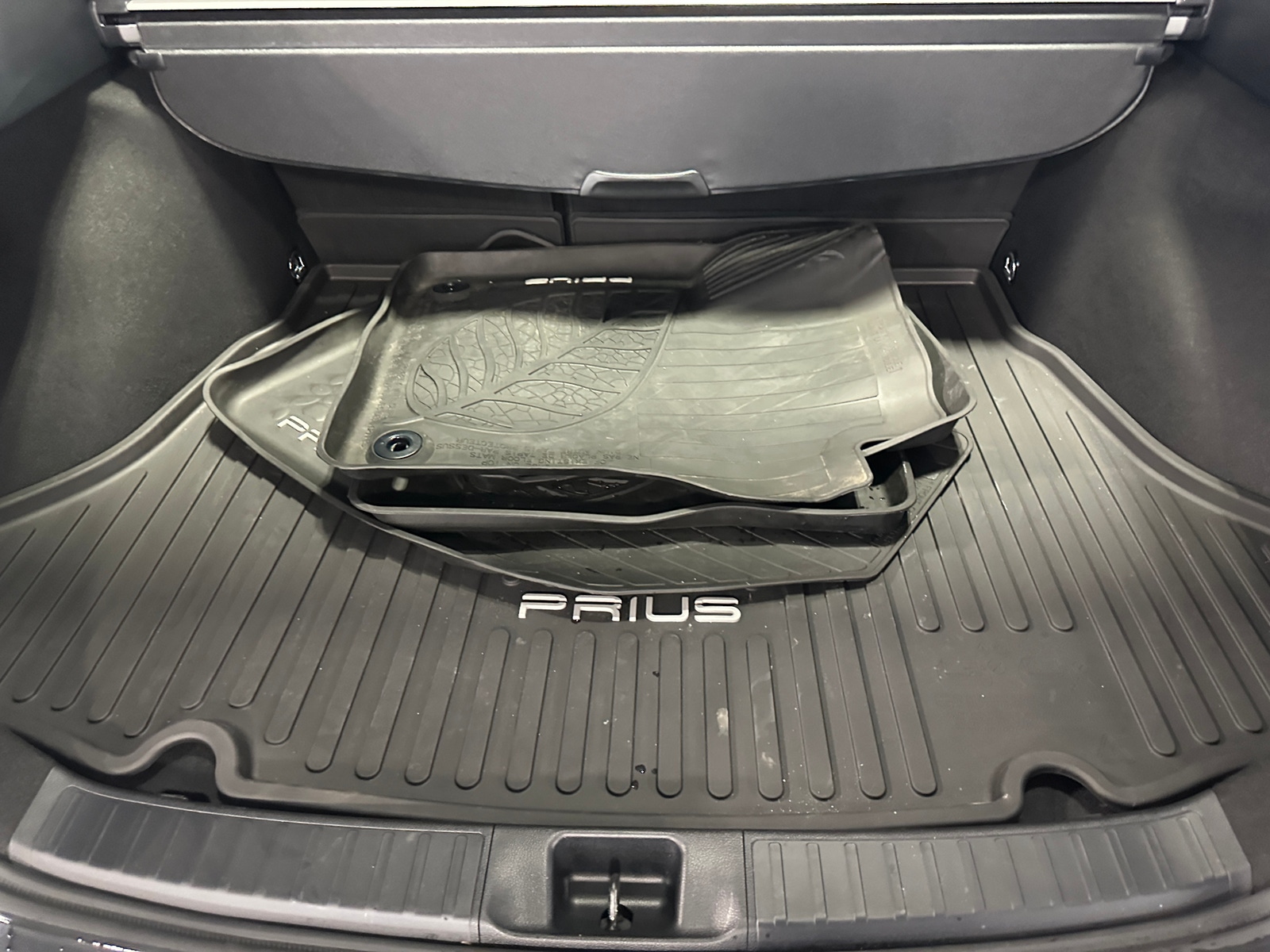 Thumbnail: 2020 Toyota Prius - 6