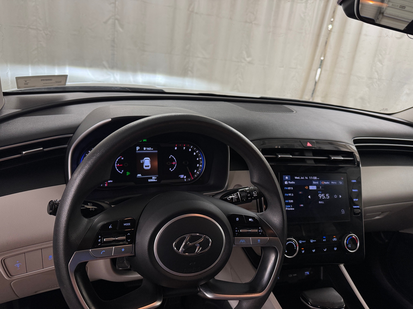 Thumbnail: 2022 Hyundai Tucson - 3