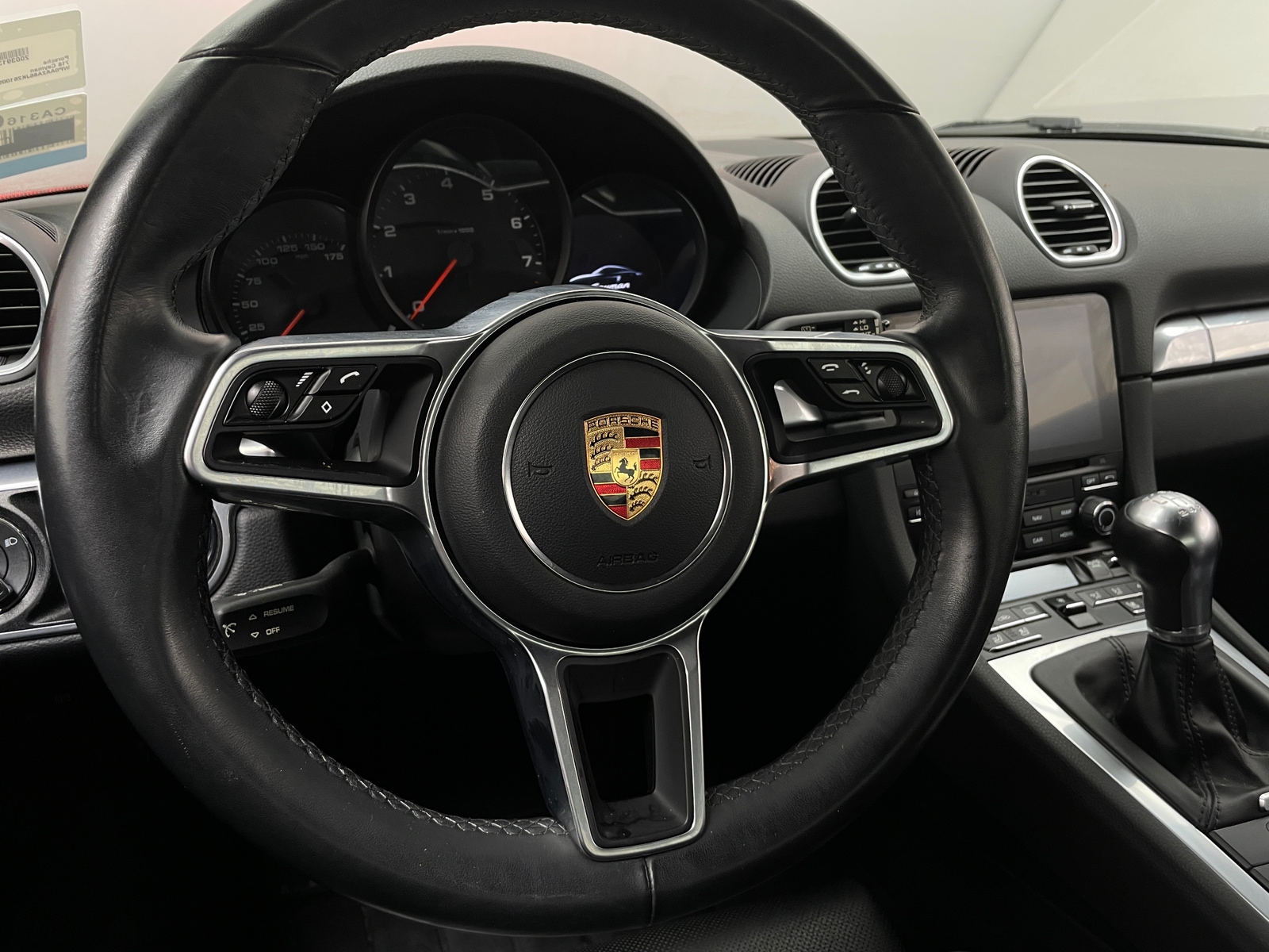 Thumbnail: 2018 Porsche 718 Cayman - 3