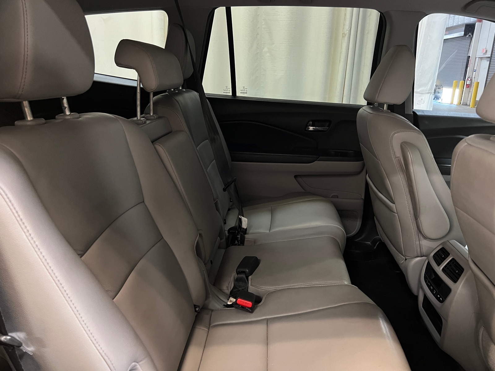 Thumbnail: 2016 Honda Pilot - 5