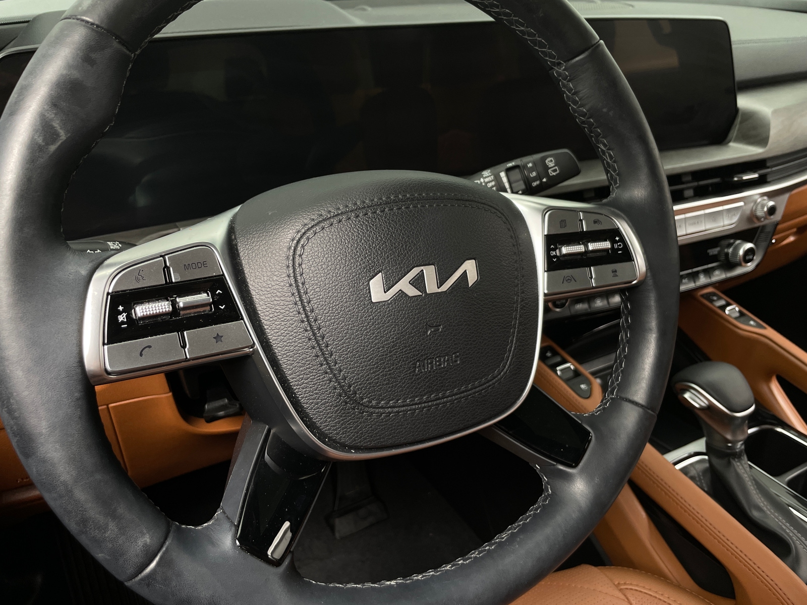 Thumbnail: 2024 Kia Telluride - 4
