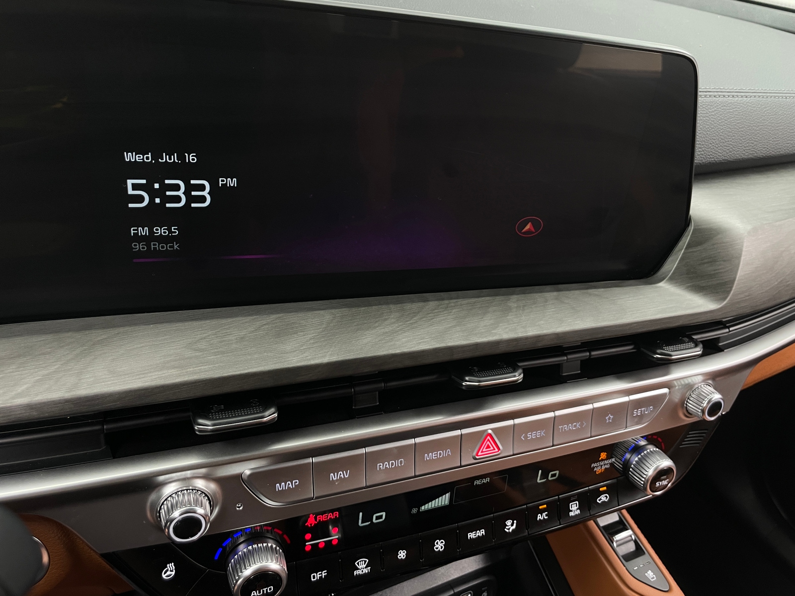 Thumbnail: 2024 Kia Telluride - 3