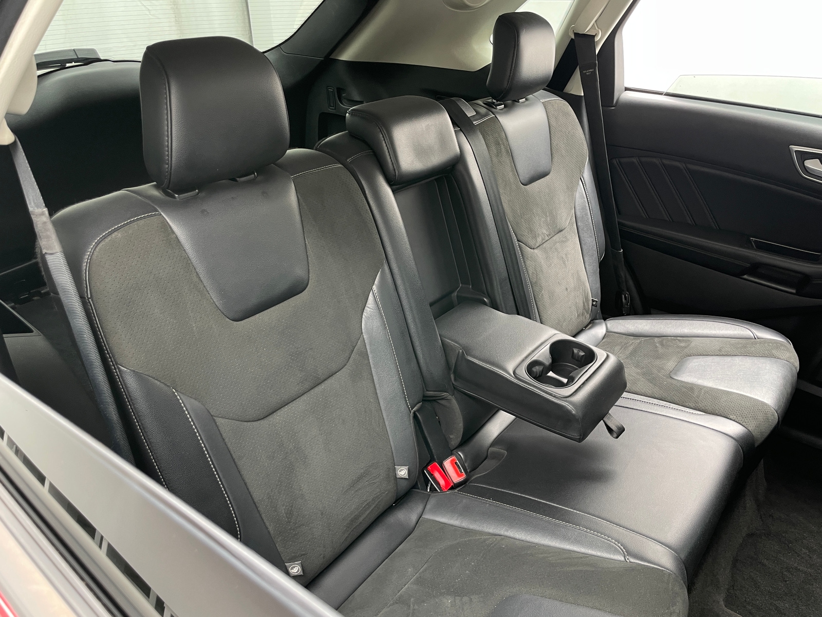 Thumbnail: 2018 Ford Edge - 5