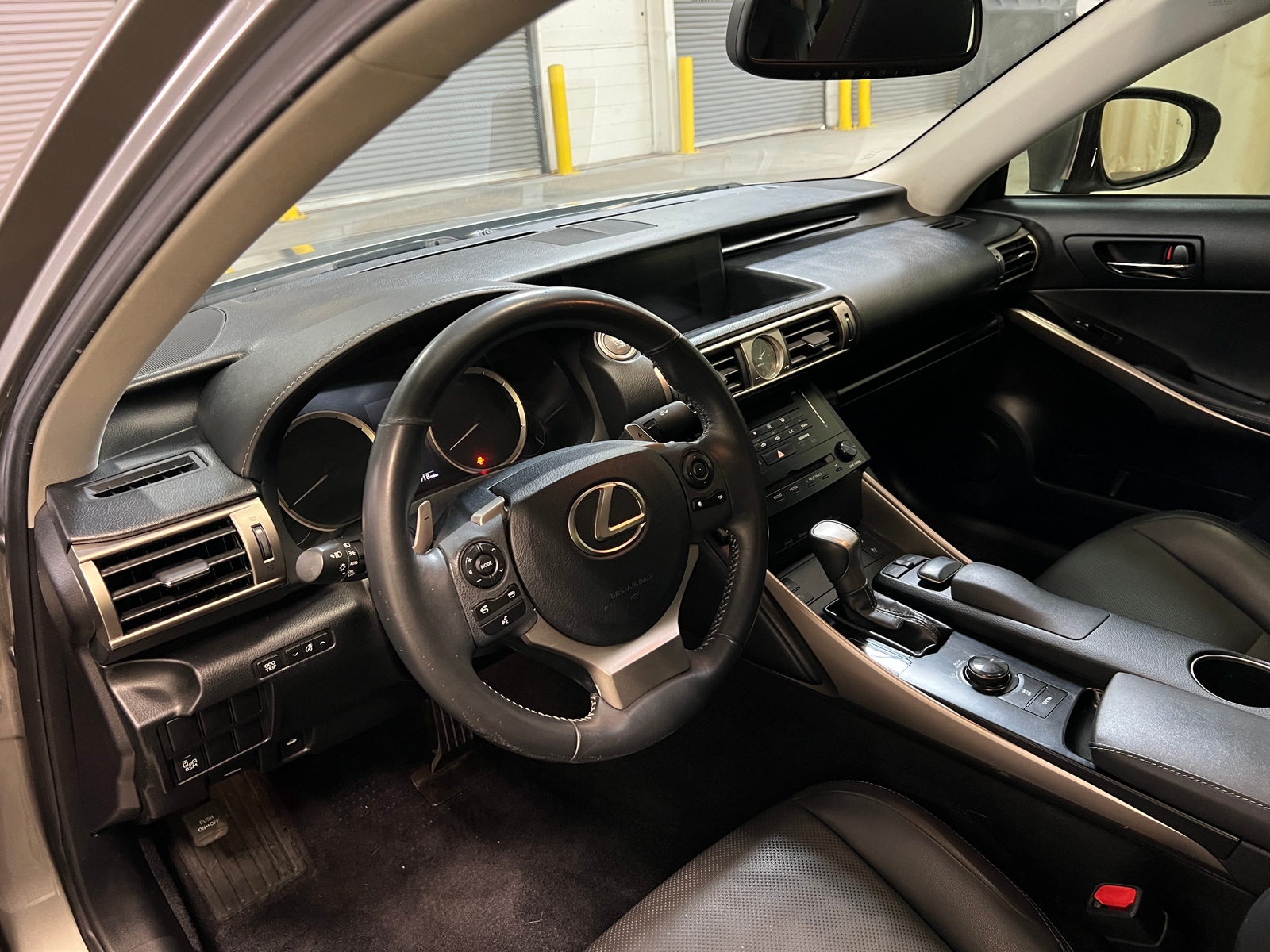 Thumbnail: 2014 Lexus IS - 2