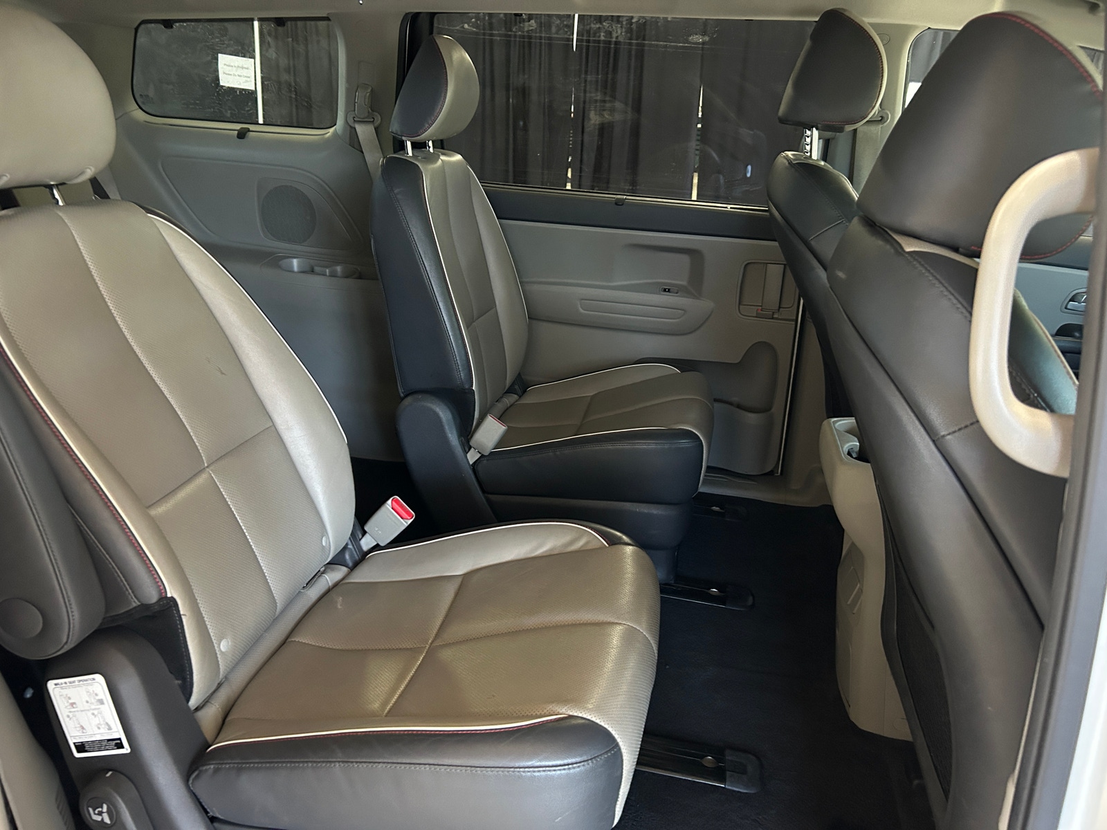 Thumbnail: 2017 Kia Sedona - 5
