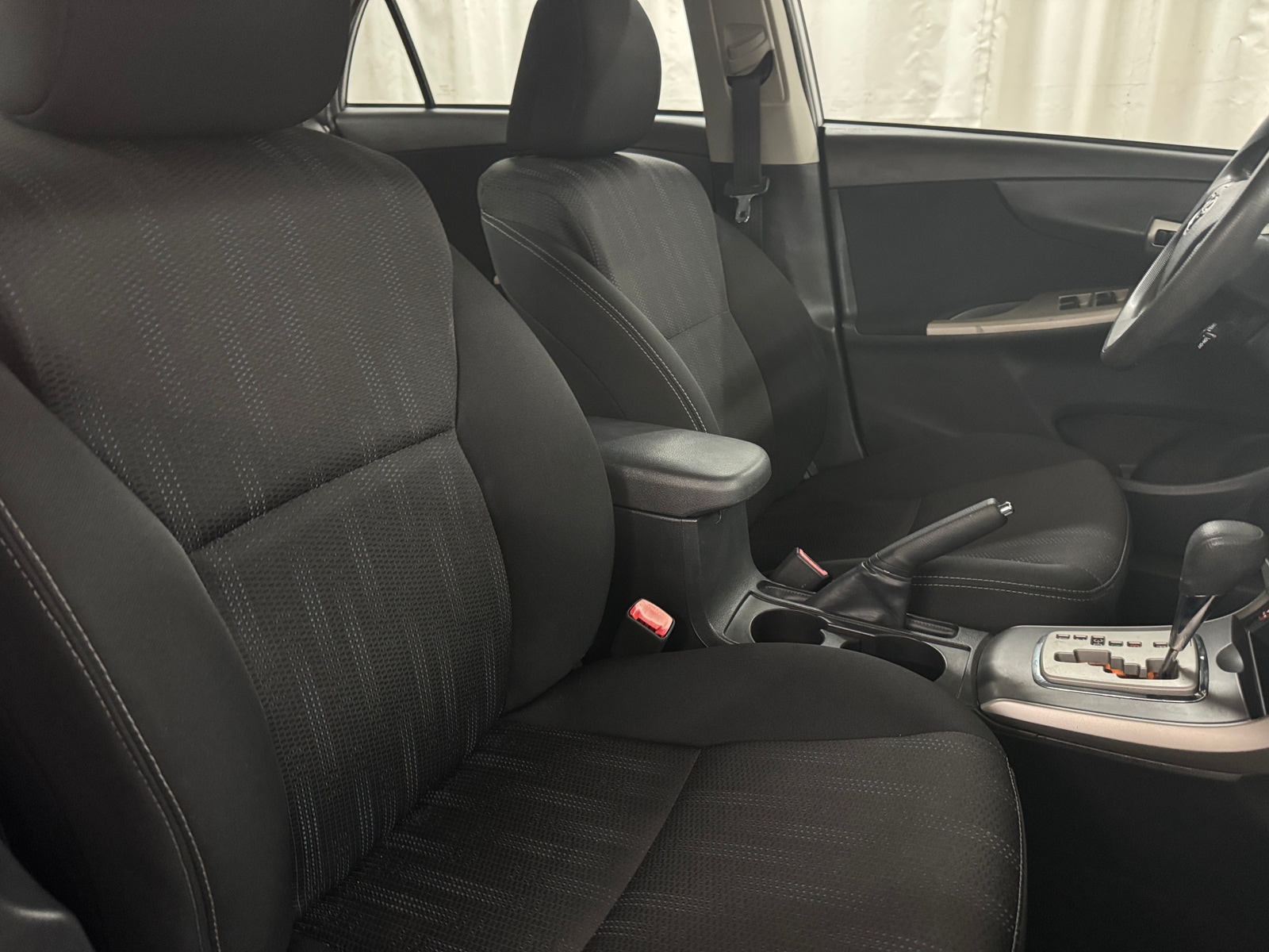 Thumbnail: 2013 Toyota Corolla - 2