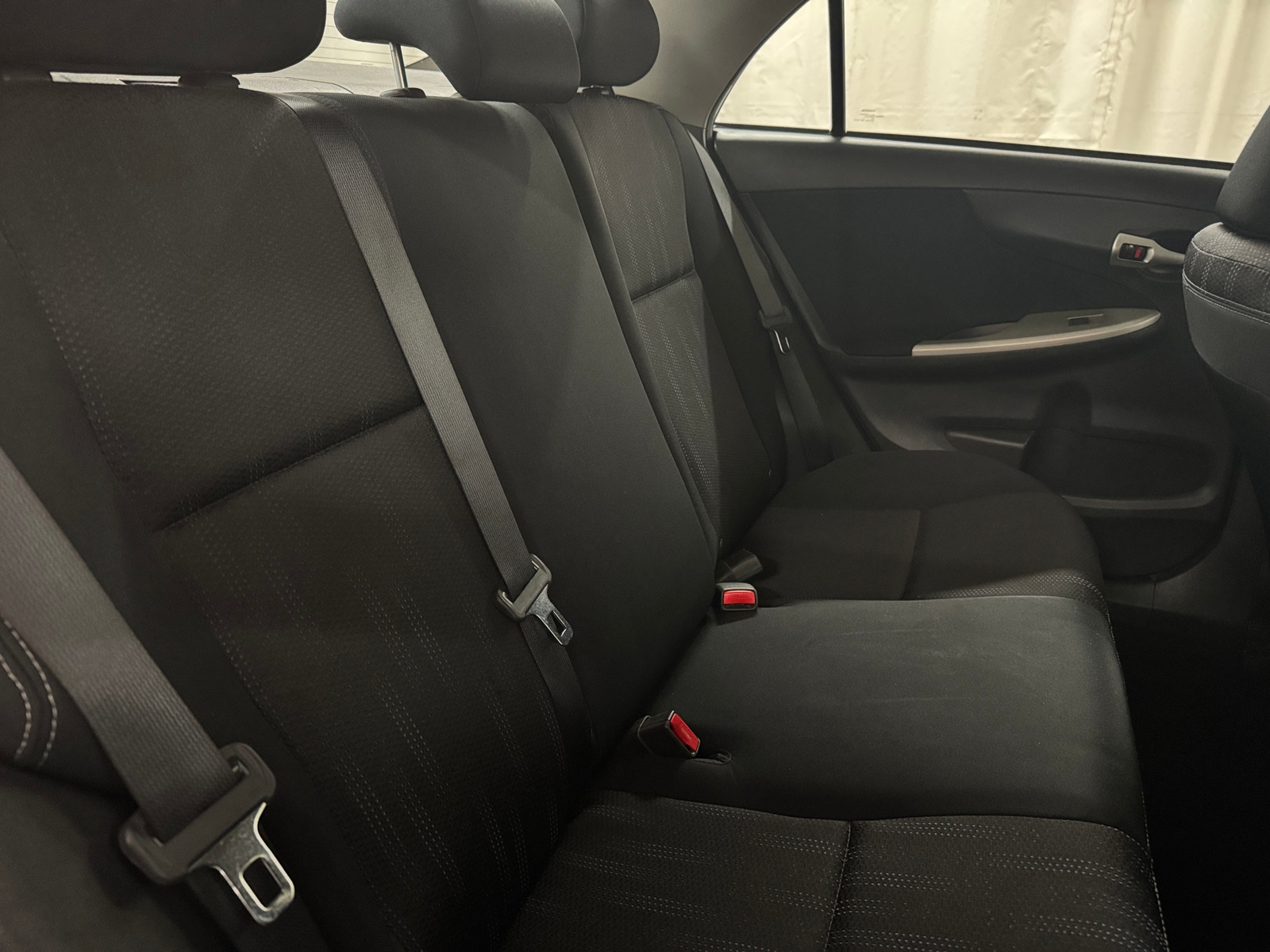 Thumbnail: 2013 Toyota Corolla - 6