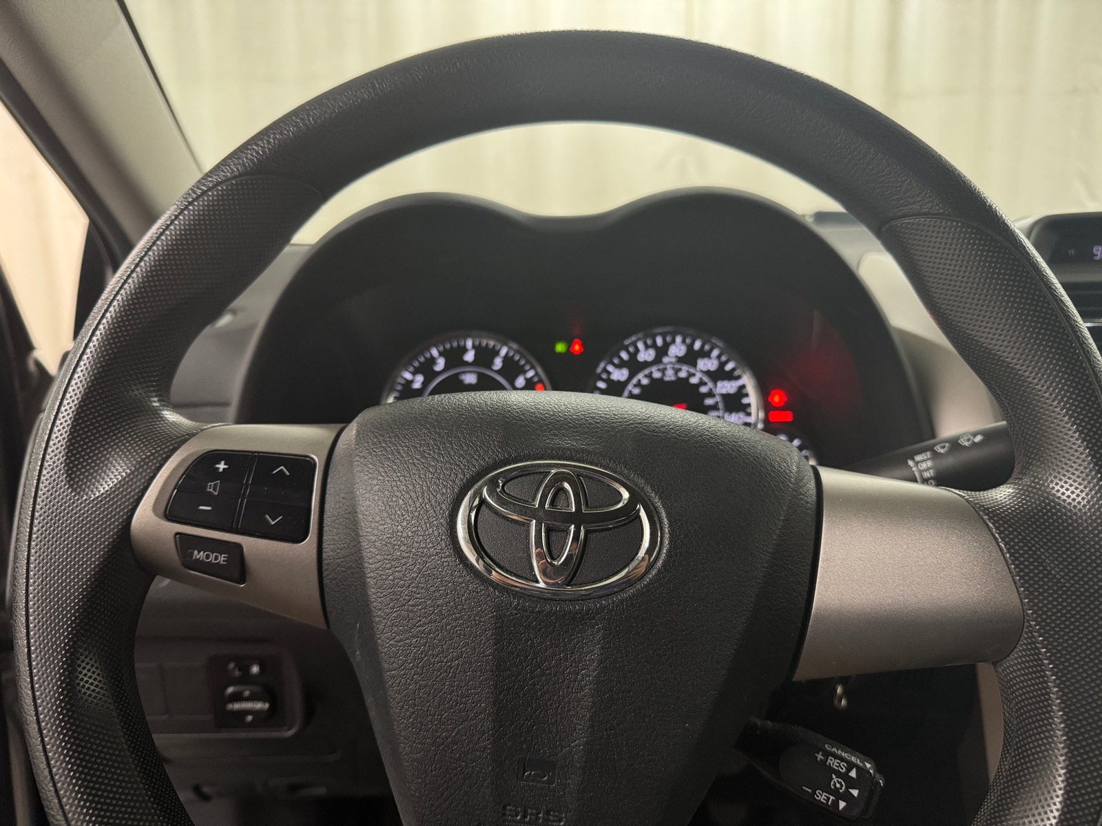 Thumbnail: 2013 Toyota Corolla - 5