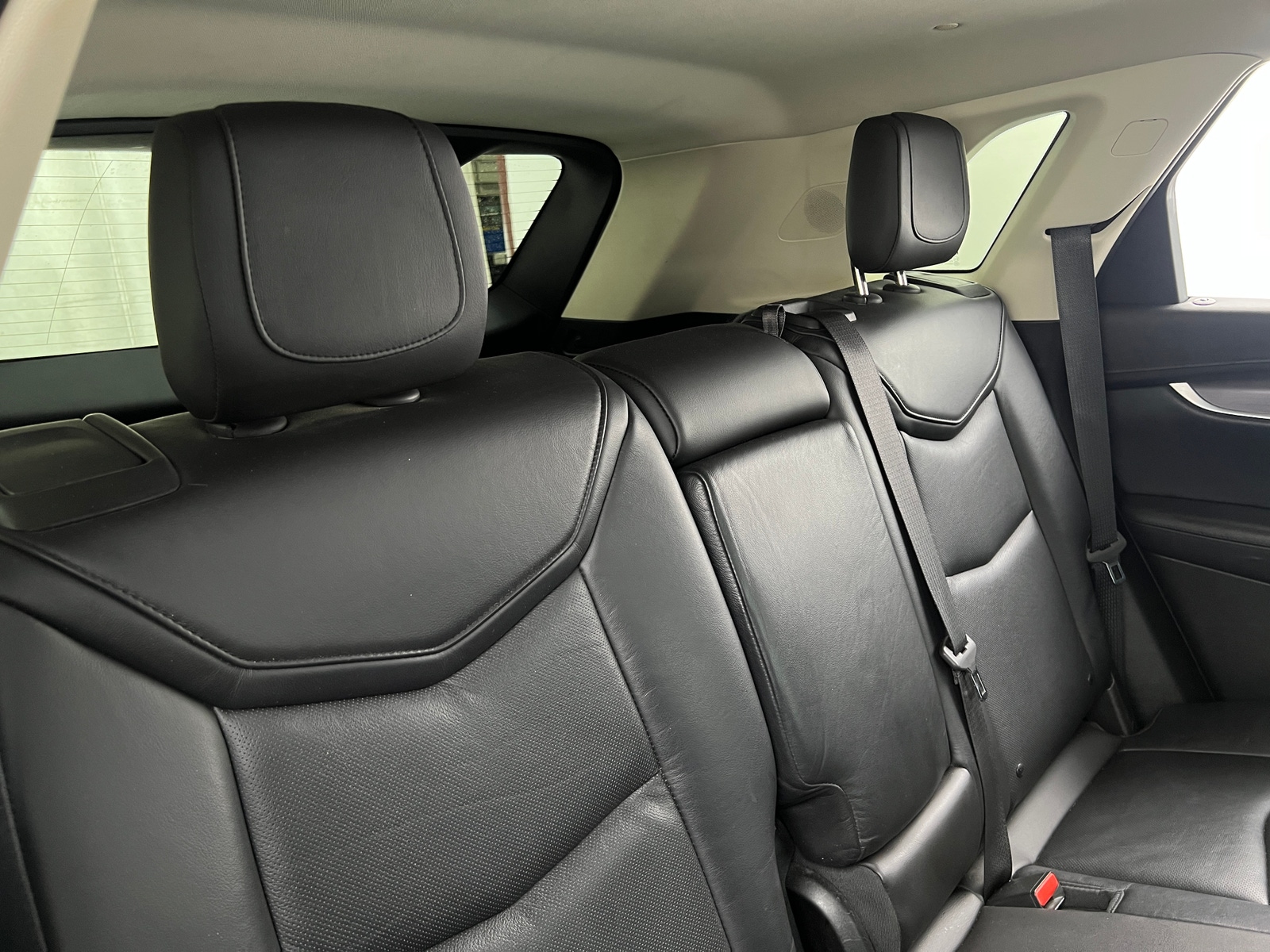 Thumbnail: 2017 Cadillac XT5 - 5