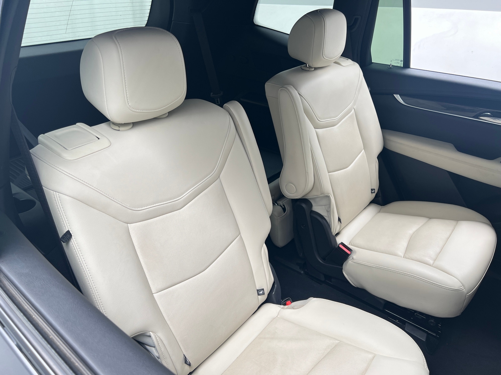 Thumbnail: 2021 Cadillac XT6 - 5