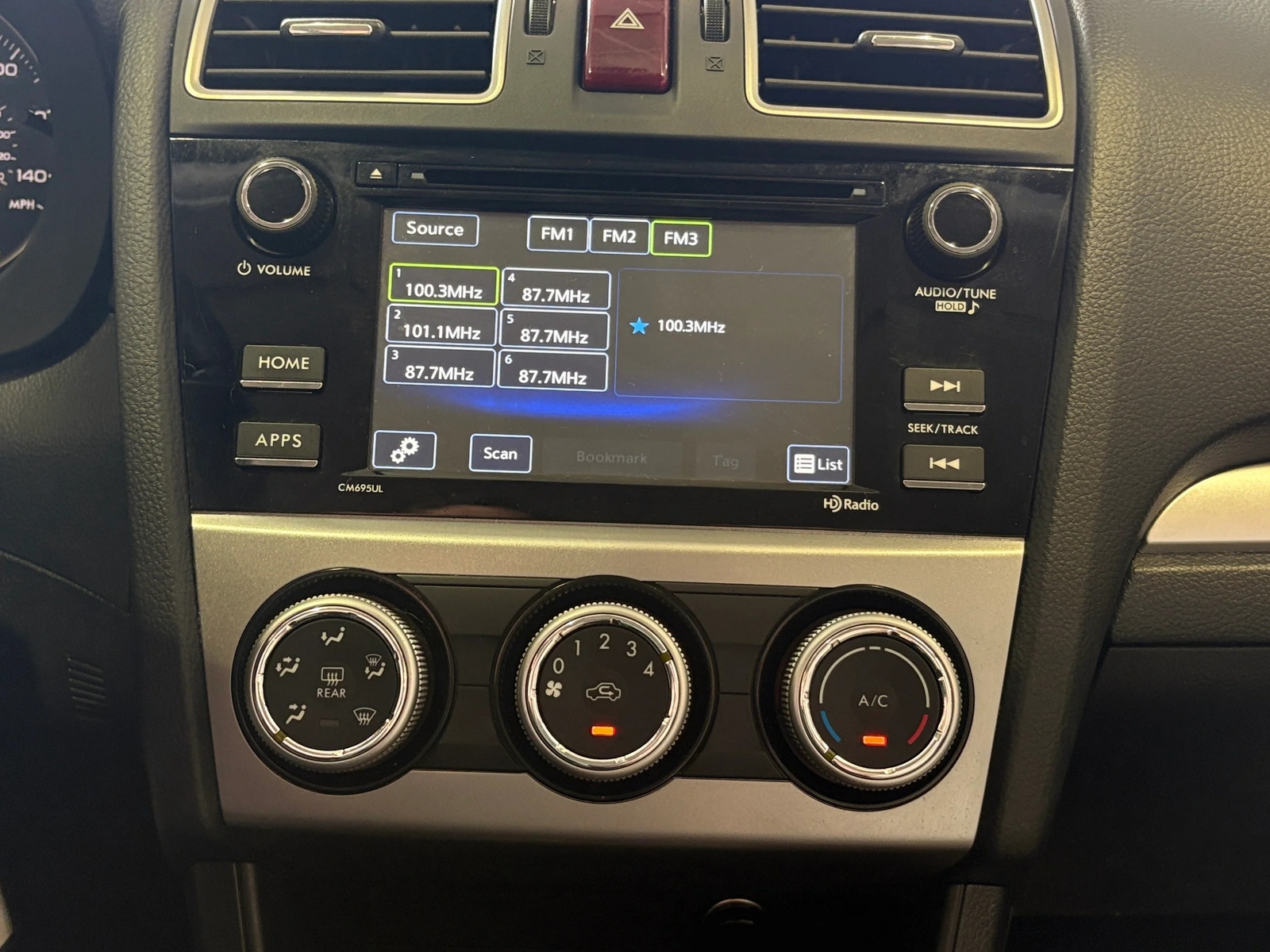 Thumbnail: 2016 Subaru Crosstrek - 4