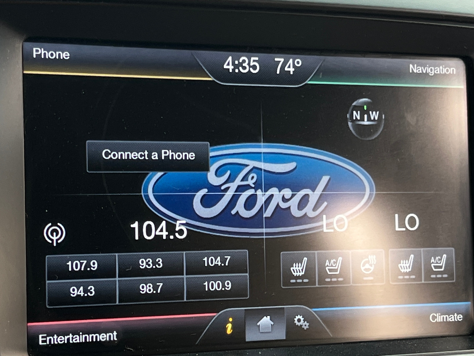Thumbnail: 2015 Ford Explorer - 3
