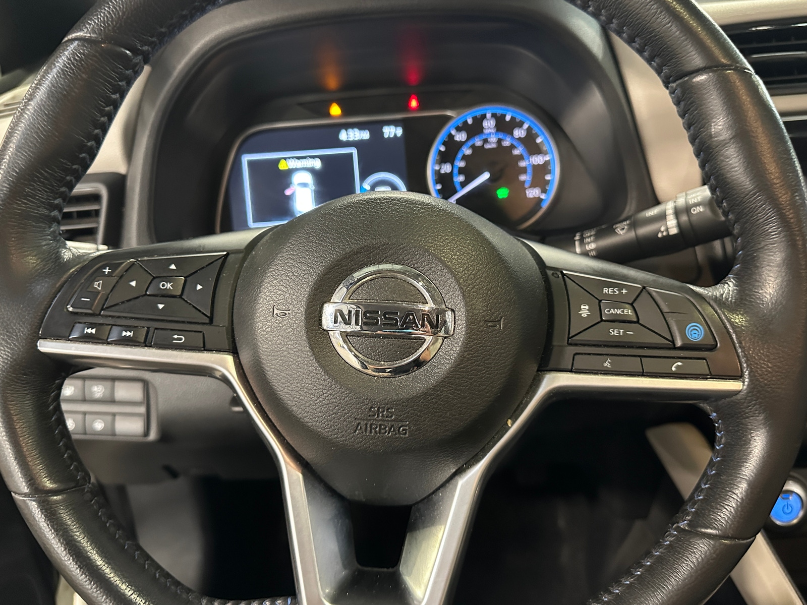 Thumbnail: 2019 Nissan Leaf - 4