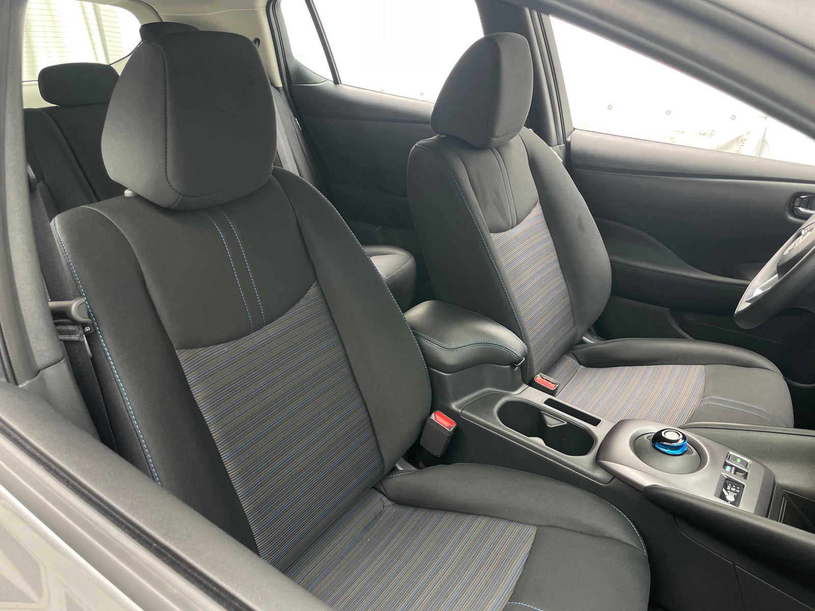 Thumbnail: 2025 Nissan Leaf - 2