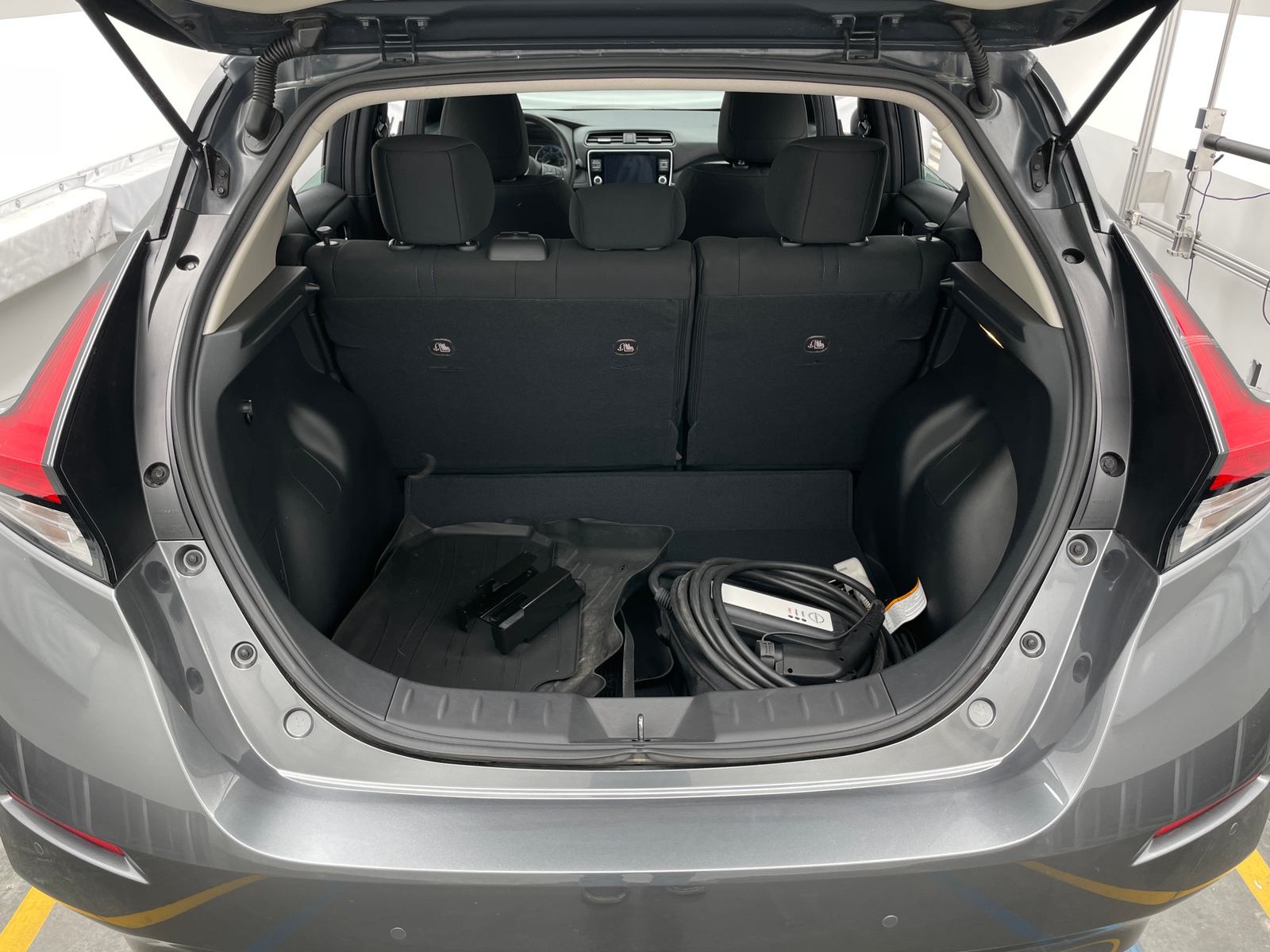 Thumbnail: 2025 Nissan Leaf - 7