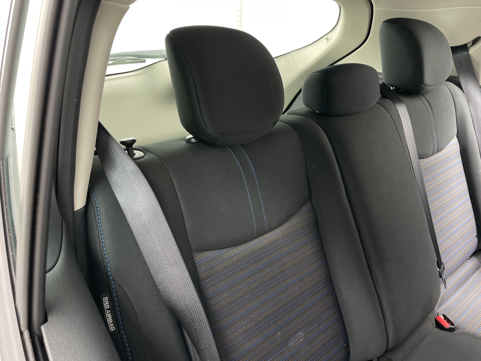 Thumbnail: 2025 Nissan Leaf - 6