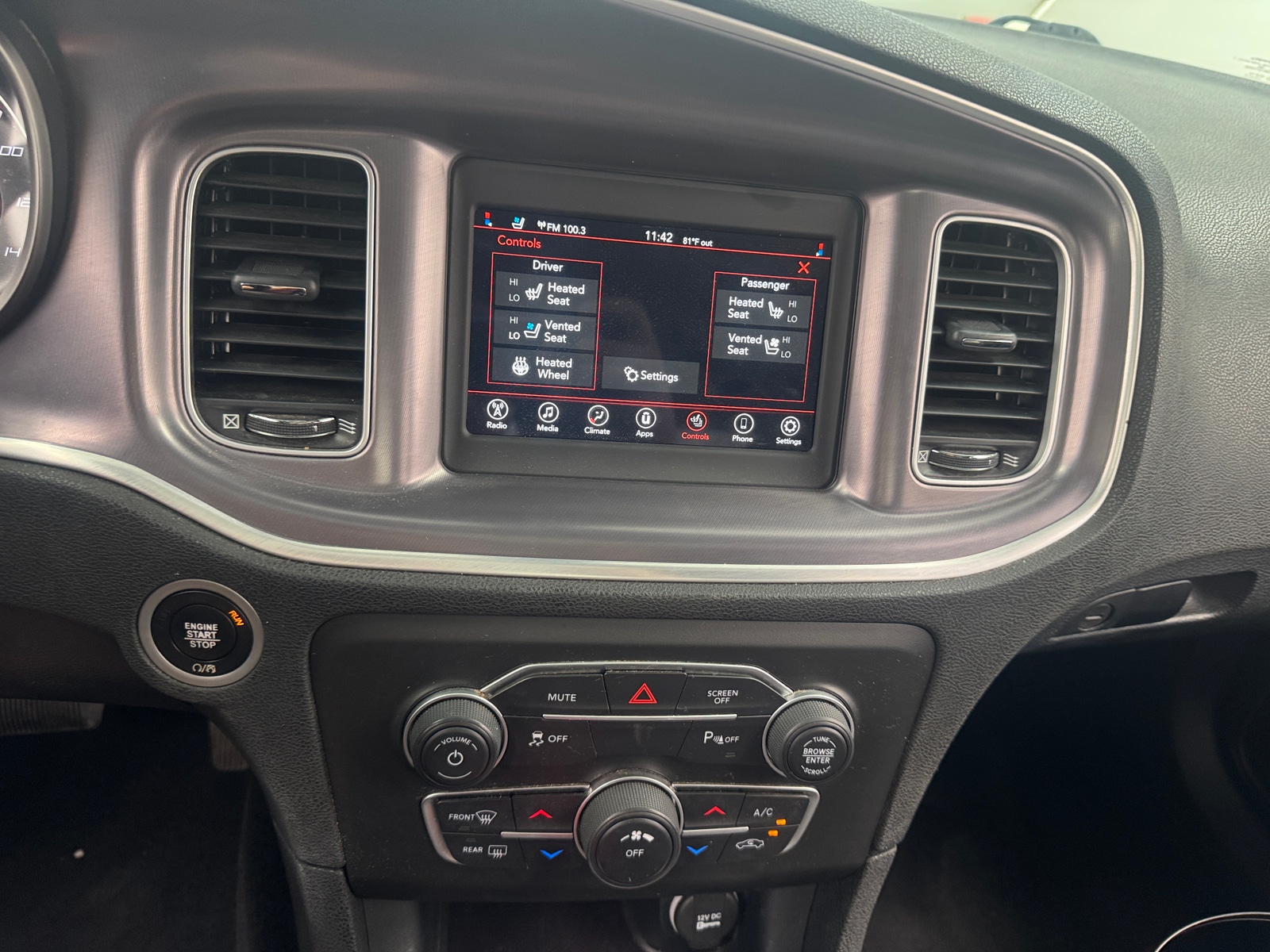 Thumbnail: 2021 Dodge Charger - 4