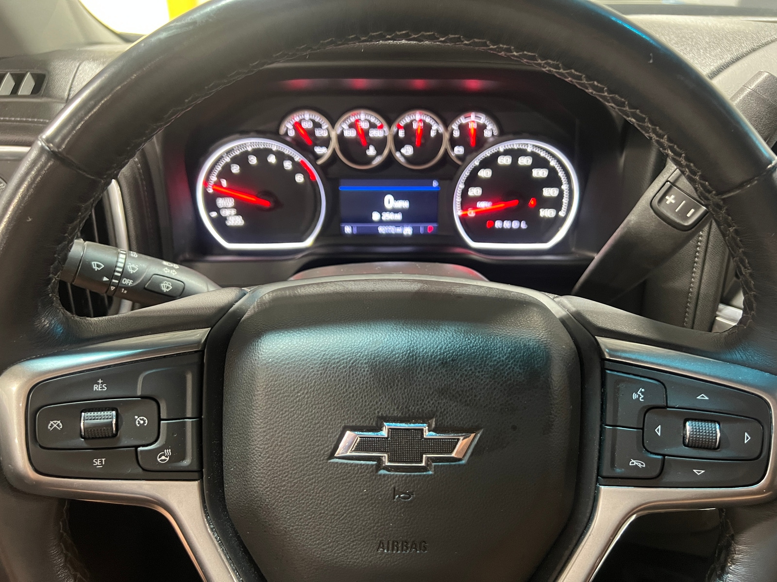 Thumbnail: 2022 Chevrolet Silverado 1500 - 5