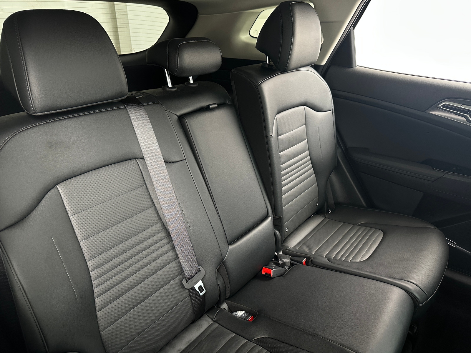 Thumbnail: 2025 Kia Sportage - 5