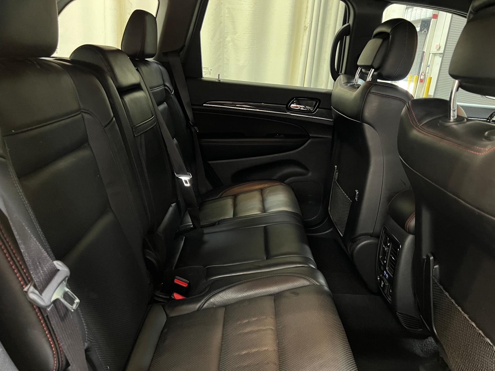 Thumbnail: 2020 Jeep Grand Cherokee - 5