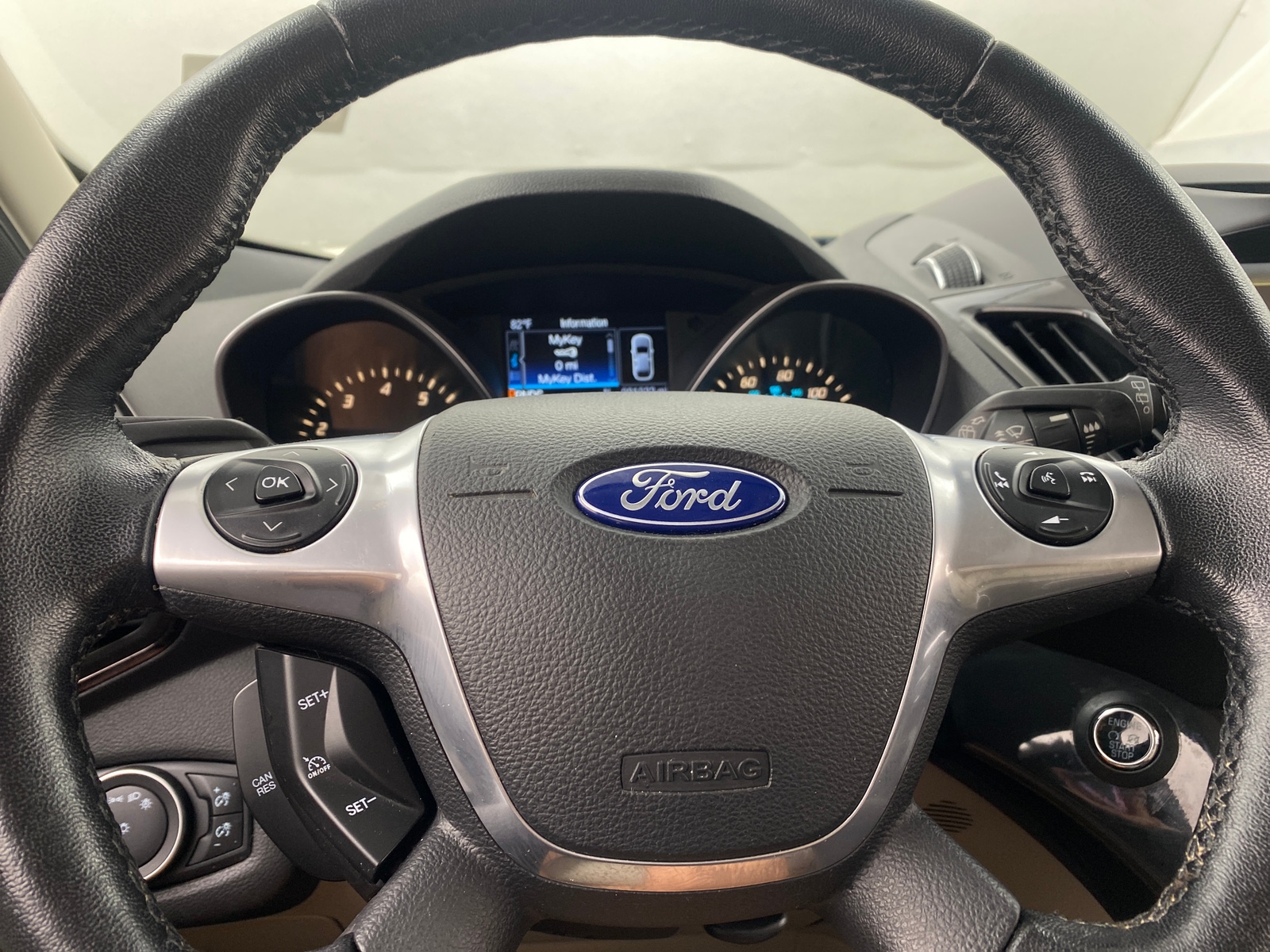 Thumbnail: 2015 Ford Escape - 4