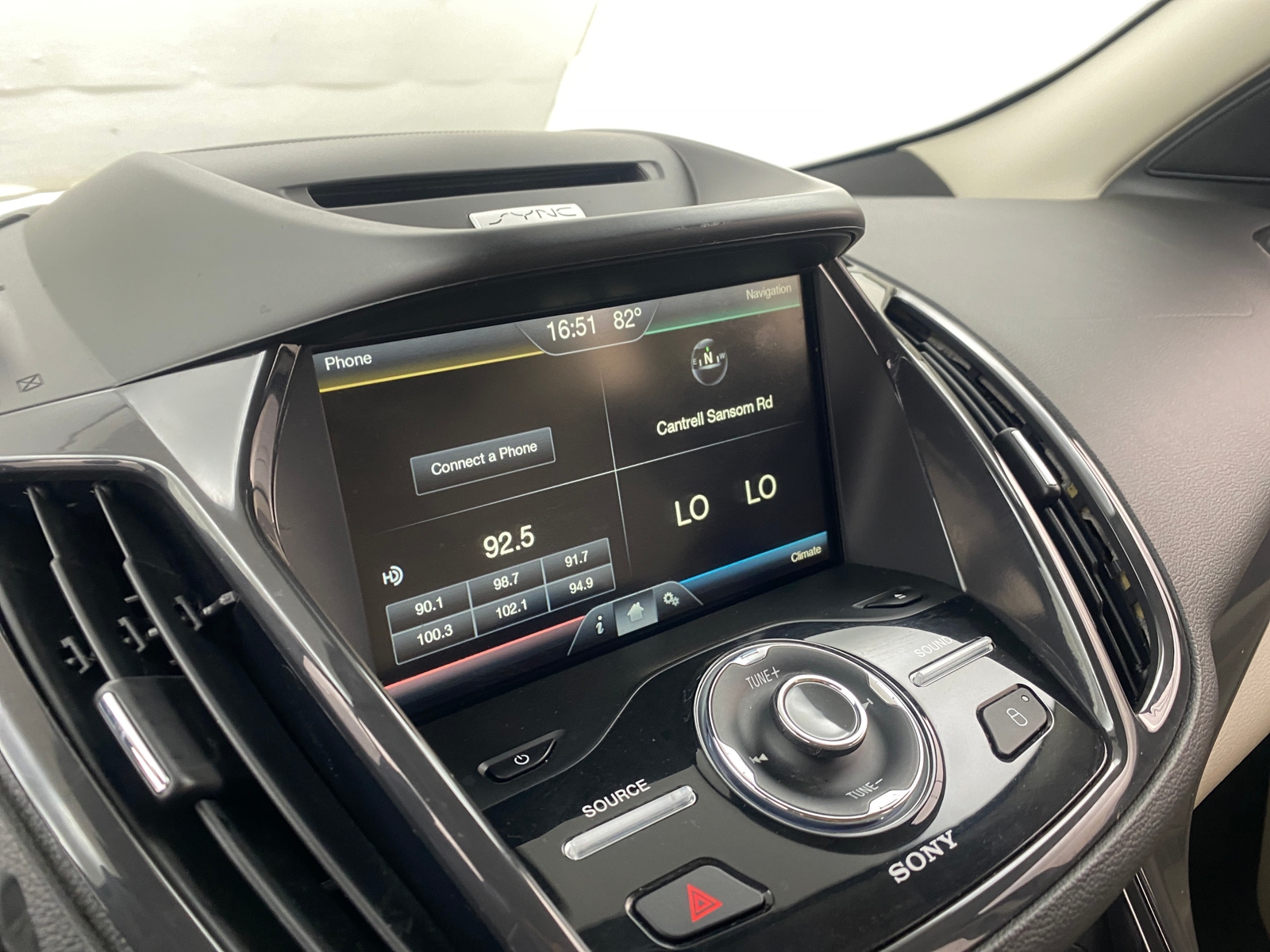 Thumbnail: 2015 Ford Escape - 3