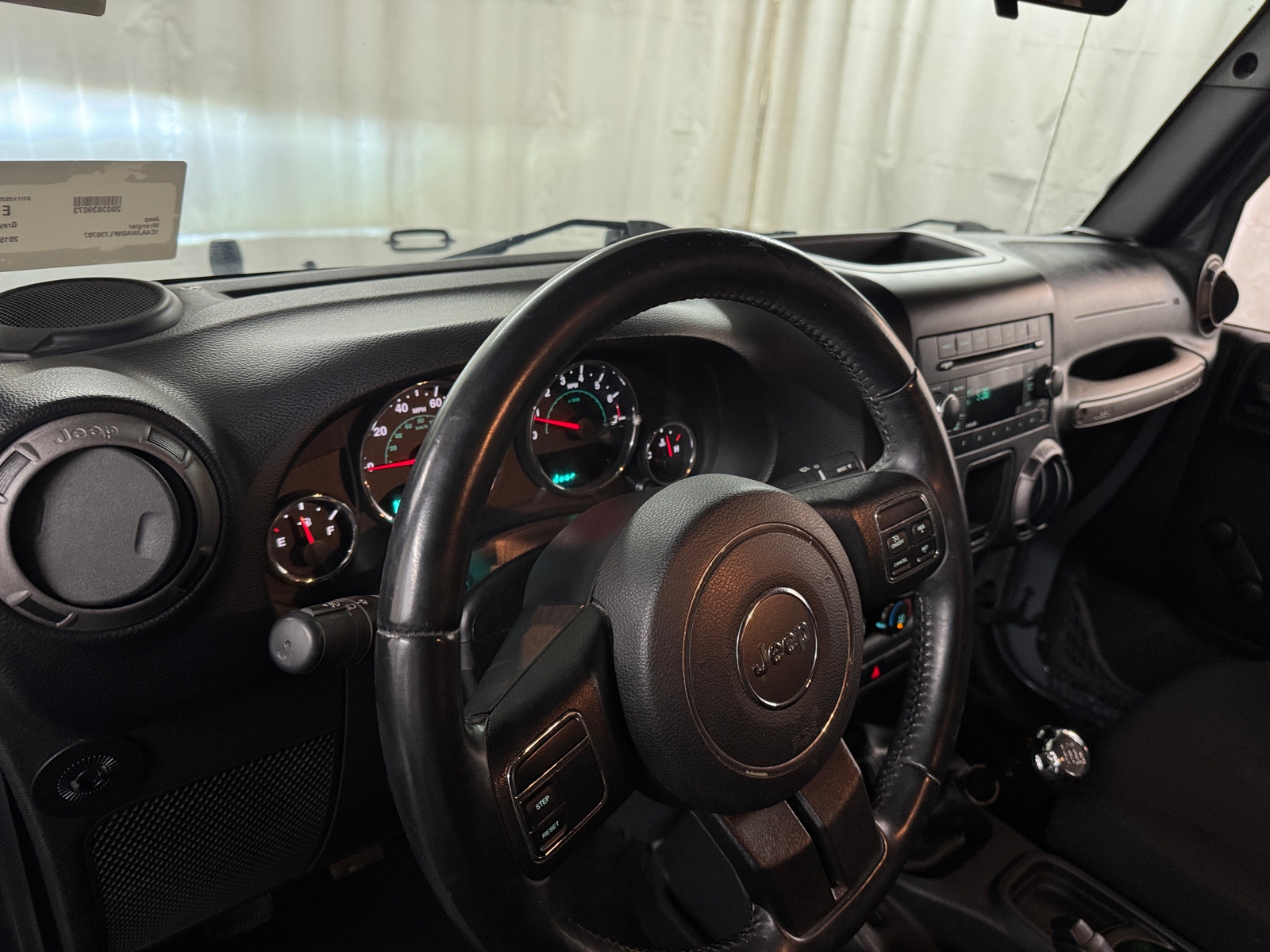 Thumbnail: 2015 Jeep Wrangler - 3