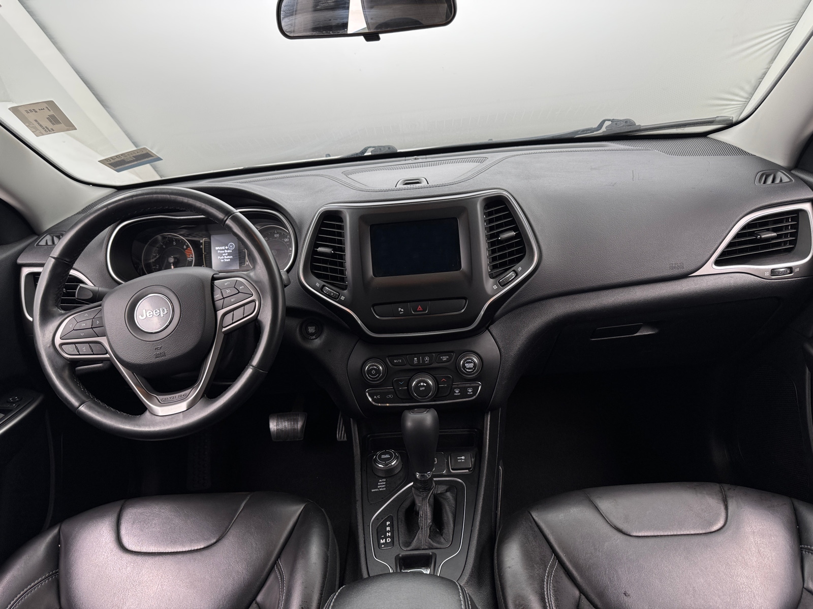 Thumbnail: 2019 Jeep Cherokee - 3