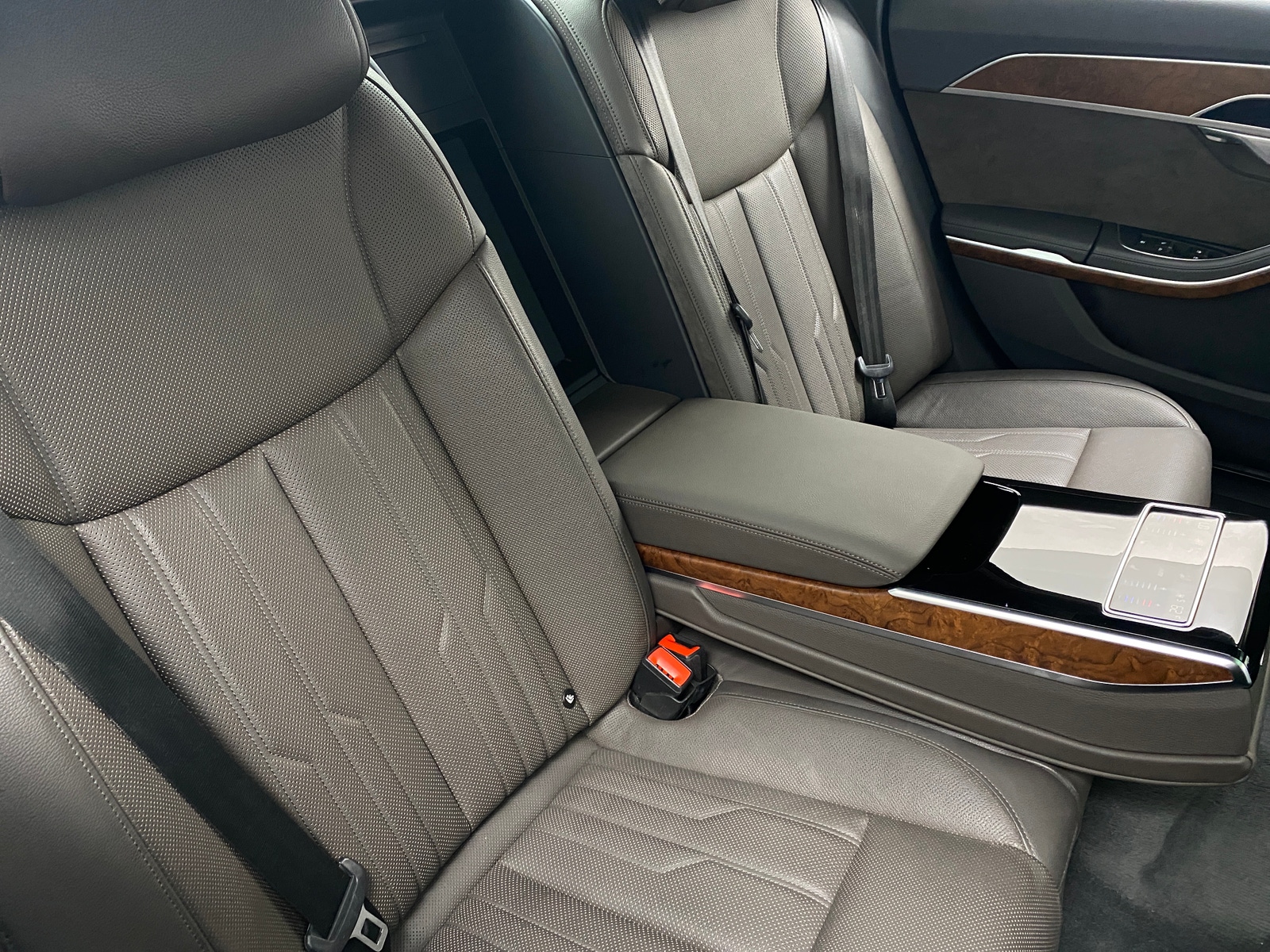 Thumbnail: 2019 Audi A8 - 5