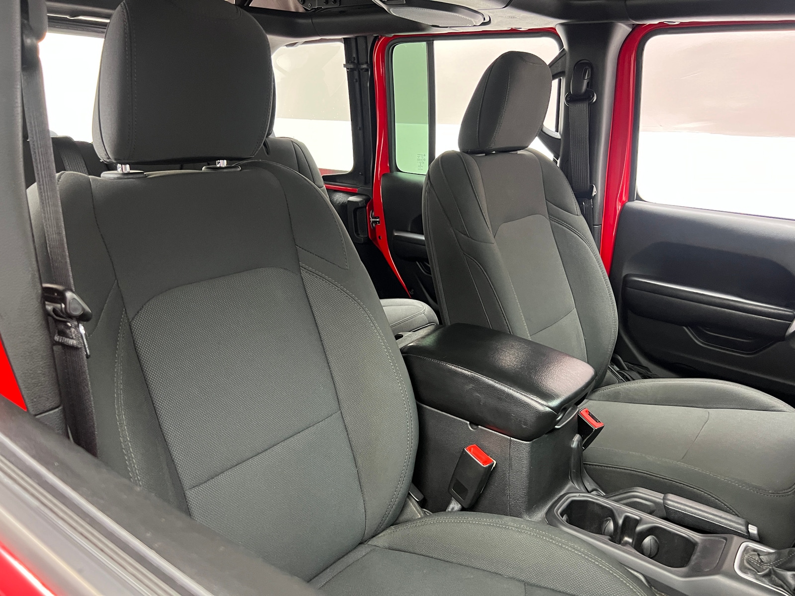 Thumbnail: 2018 Jeep Wrangler - 2