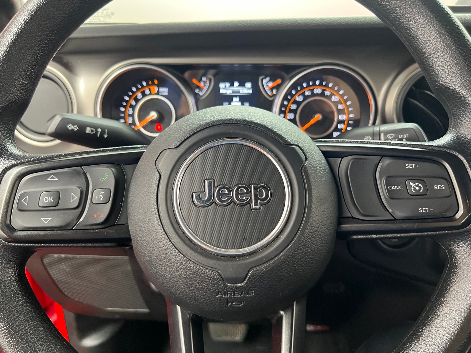 Thumbnail: 2018 Jeep Wrangler - 5