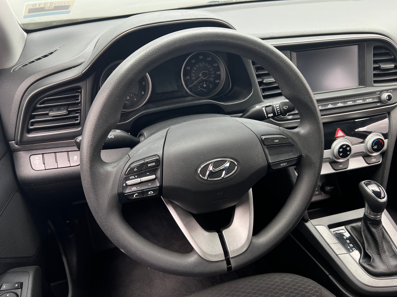 Thumbnail: 2020 Hyundai Elantra - 5