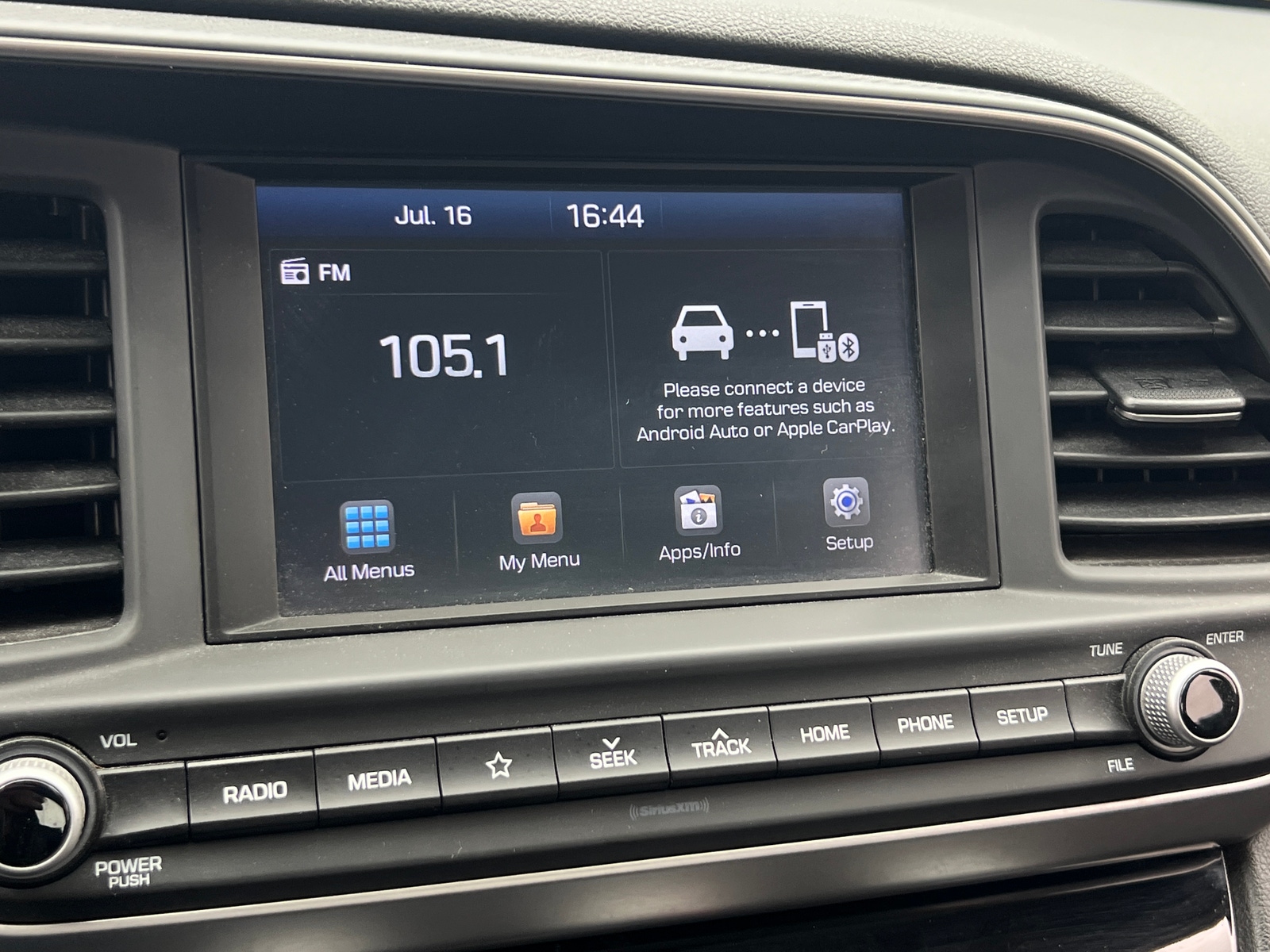 Thumbnail: 2020 Hyundai Elantra - 4
