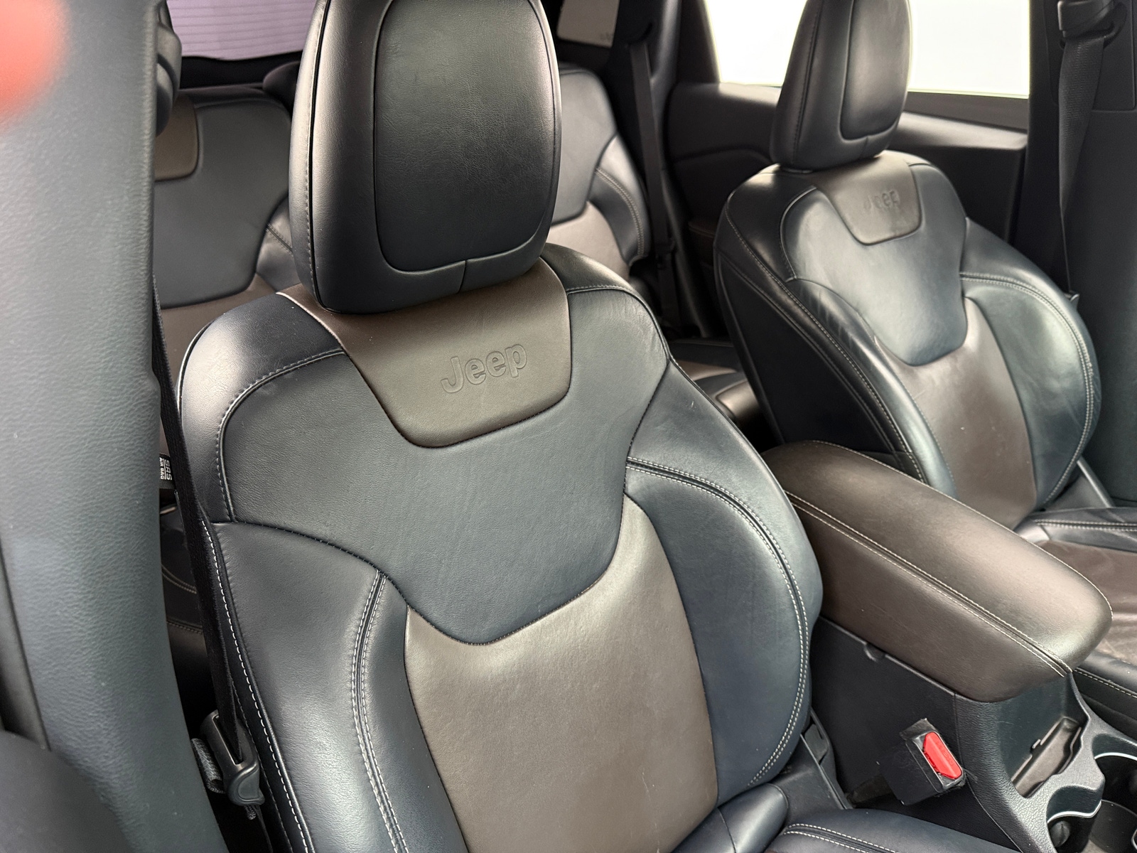 Thumbnail: 2016 Jeep Cherokee - 2