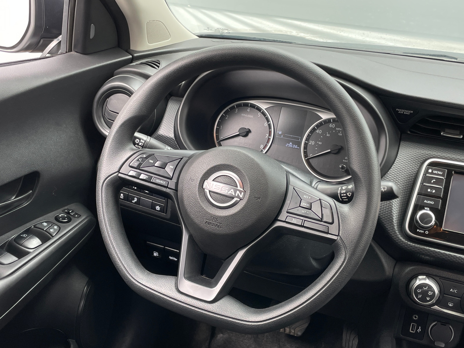 Thumbnail: 2023 Nissan Kicks - 5