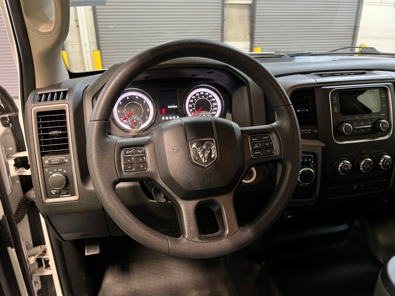 Thumbnail: 2020 RAM 1500 Classic - 5