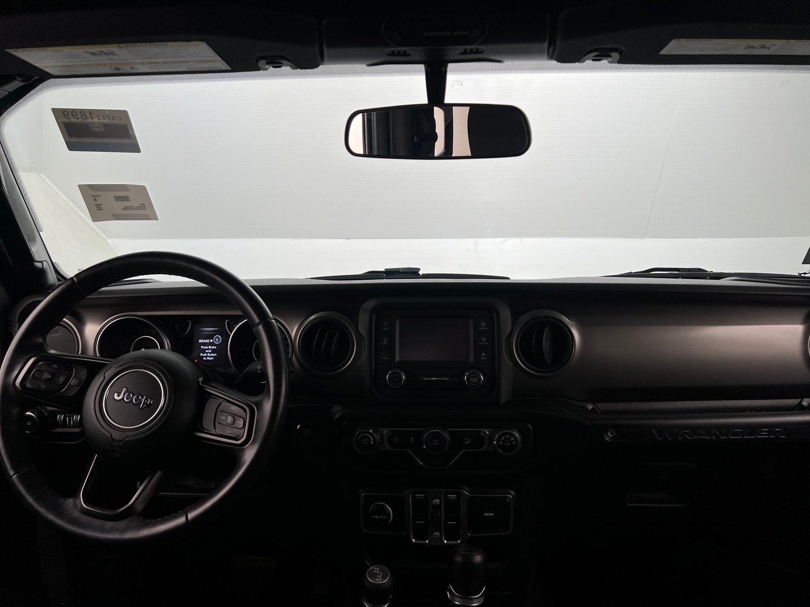 Thumbnail: 2018 Jeep Wrangler - 3