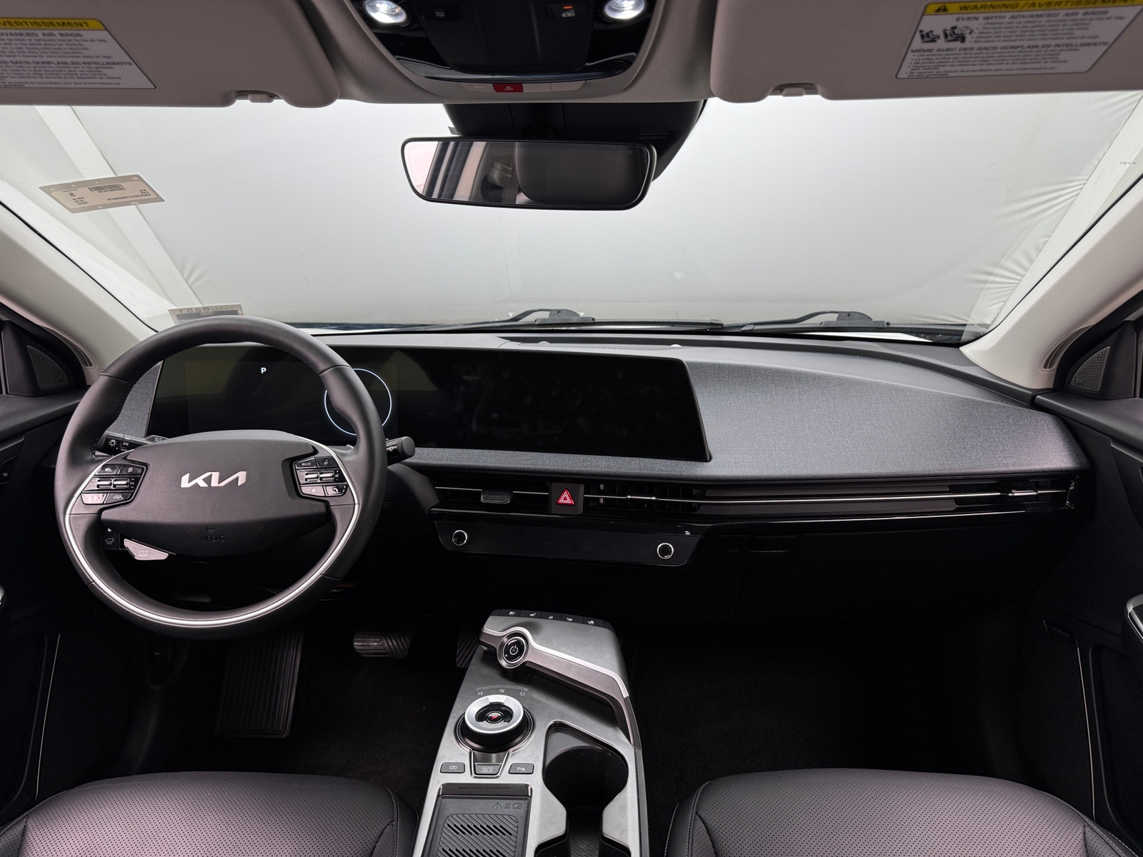 Thumbnail: 2022 Kia EV6 - 2
