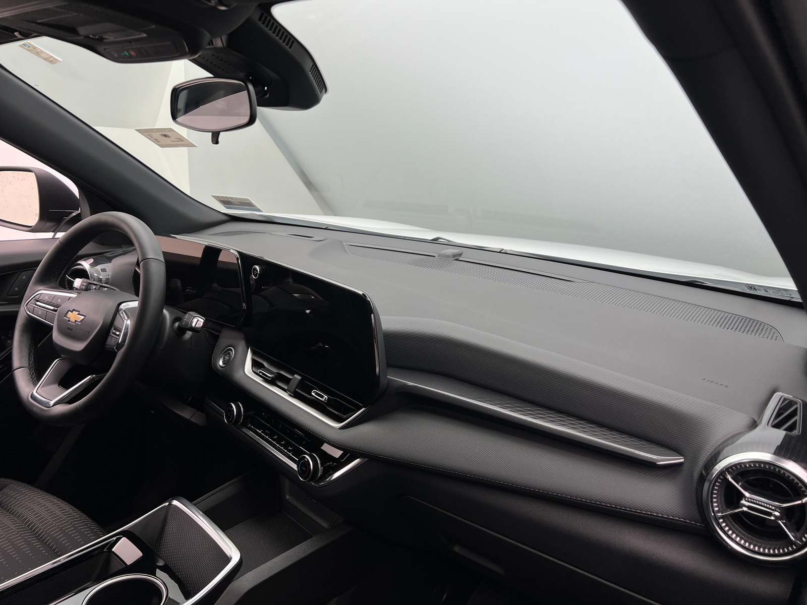Thumbnail: 2025 Chevrolet Equinox - 3